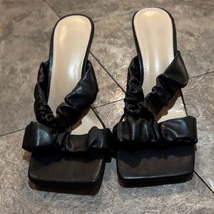 Elegant Black Women's Shoes